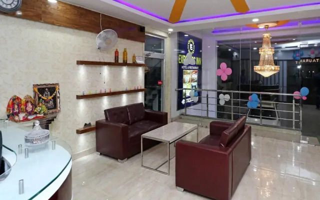 Hotel Express Inn