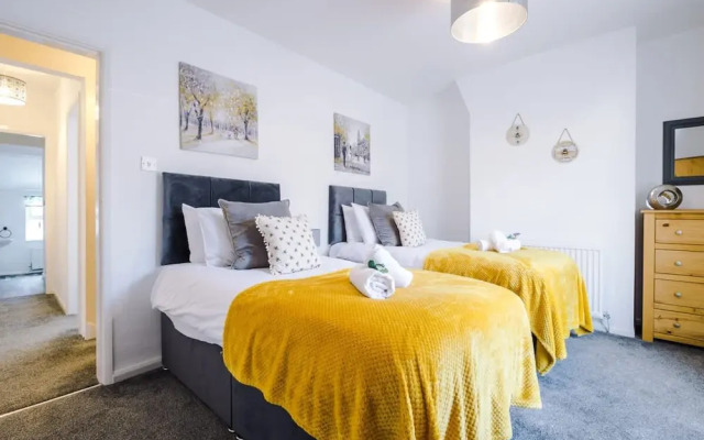 Modern House City Centre Perfect for Groups