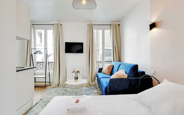Super Studio - Place de la Bastille