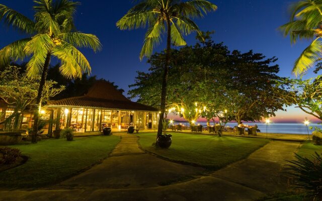 Отель Keraton Jimbaran Beach Resort вид на фасад