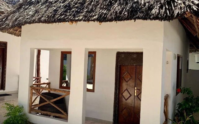 Jambiani White Sands Beach Bungalows
