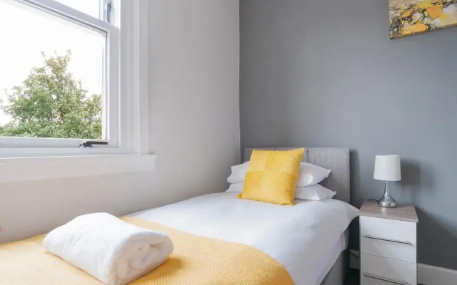 Dalkeith Three Bed Two Bath Apartment