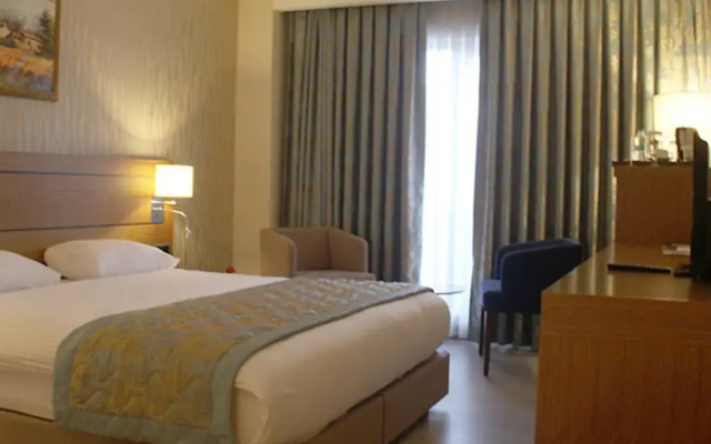 Mirel Hotel