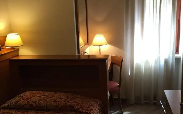 Hotel Excelsior