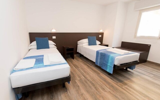 Hotel Carmen вид на фасад