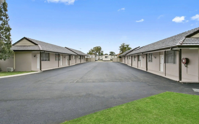 Australian Community Villages