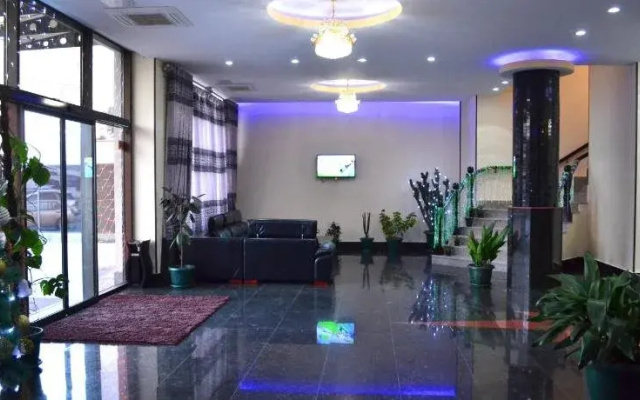 Hotel Patrioti