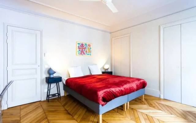 Greeter-Bel appartement Parisien de 70m2 - St Lazare