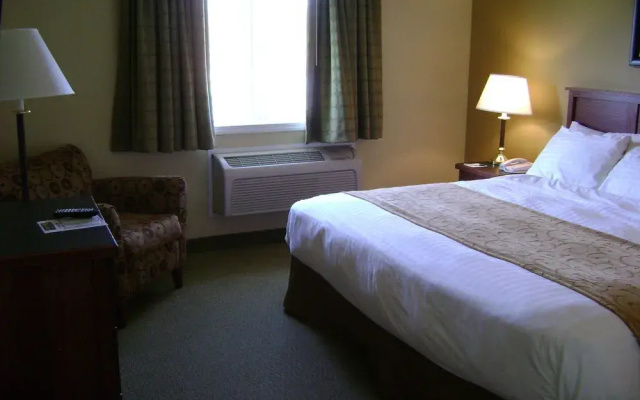 GrandStay Hotel and Suites