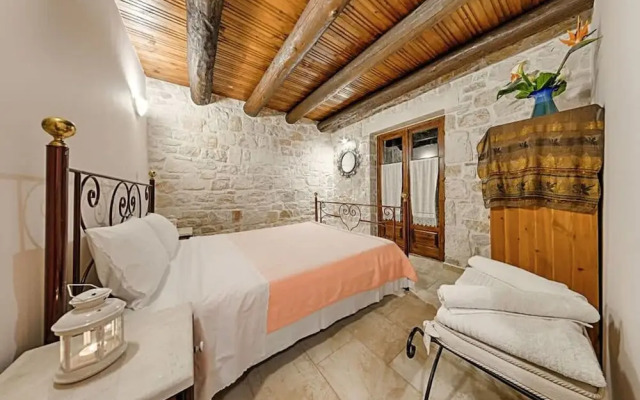 Villa Poseidon - Family Suite In Zante w Pool