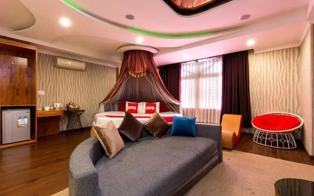 OYO 1108 Iboss Hotel