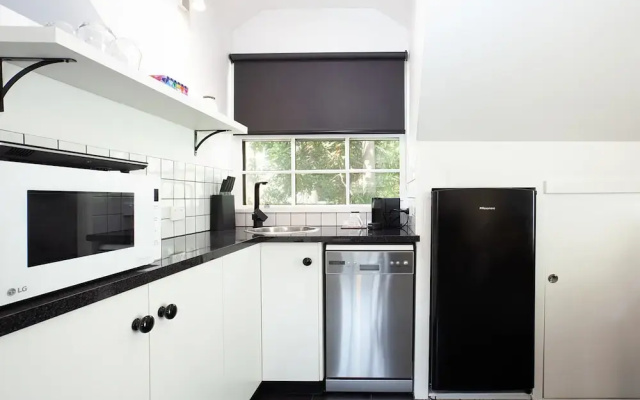 Woolwich Studio Bliss, Private Oasis by the Water