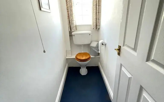Halfway House Inn