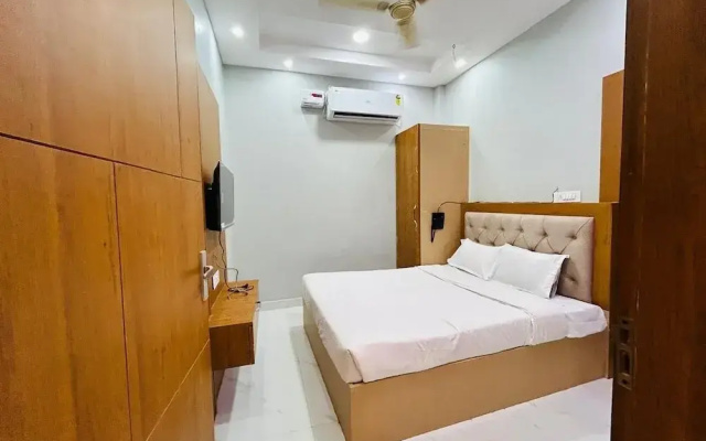 Hotel Tanya Palace