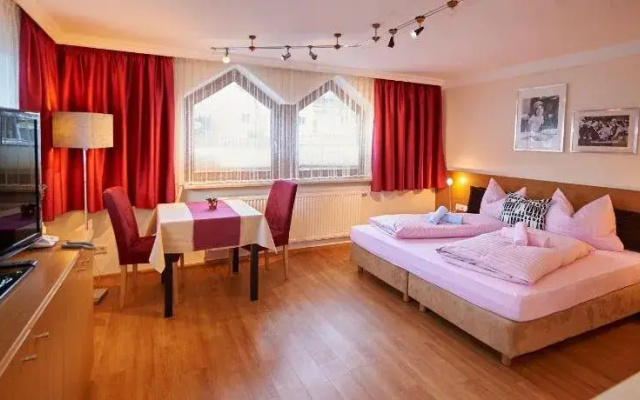 Aparthotel Neue Post