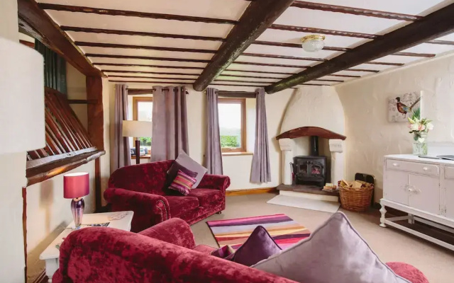 Low Barn Cottage