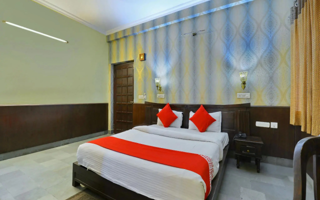 OYO 2072 Hotel Indigo Heritage
