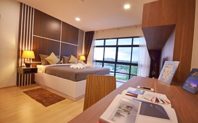 Golden Manora Hotel Bangtao Beach