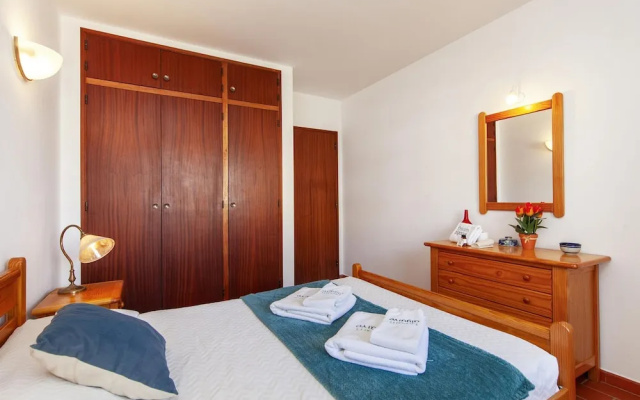 N 03 - Bedroom 3 in Amaro Sight Guesthouse