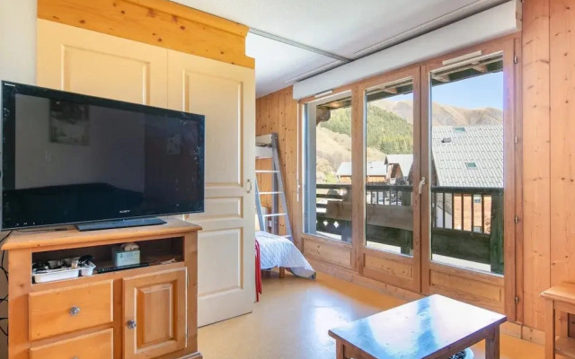 Apartment in Saint-sorlin With Mountain View