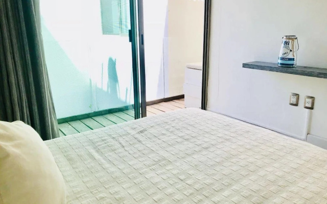 Penthouse 5th Ave Rooftop + Jacuzzi