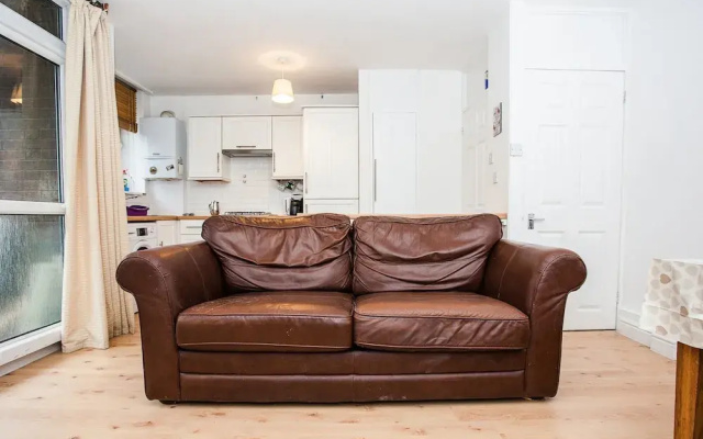 Fantastically Located 1 Bed Near Waterloo Station