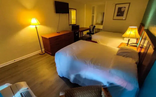 Moonrider Inn