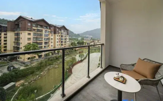 Tang Jia He Internationl Grand Hotel