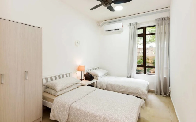 Chic Family Home Near Mont Kiara