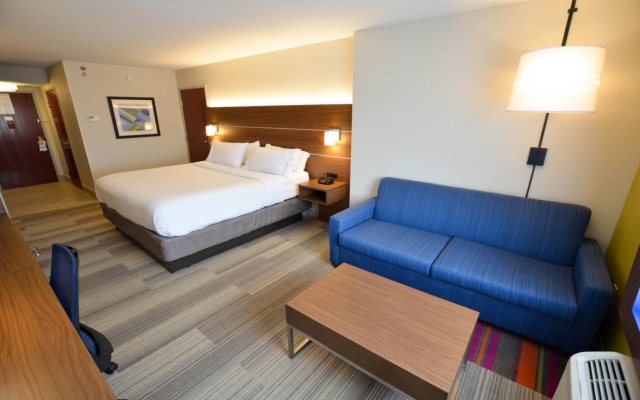 Holiday Inn Express Pittsburgh-Bridgeville by IHG