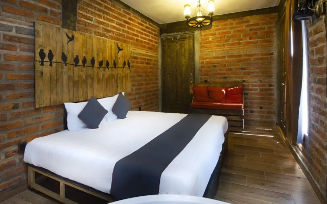 Hotel Cabañas Azul Tequilana