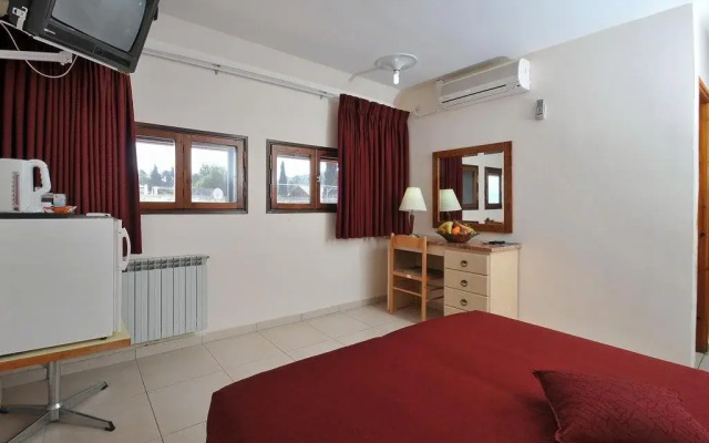 Arazim Hotel