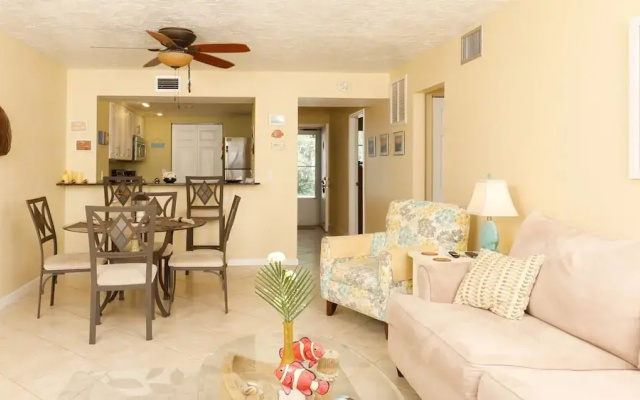 Lemon Bay Waterfront Condo w Patio