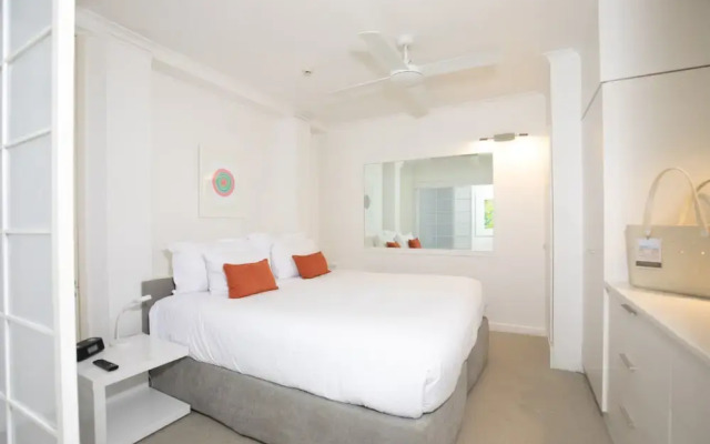 71 Hastings Street - Beachfront