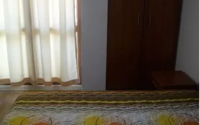 Ashton Hall Apartment