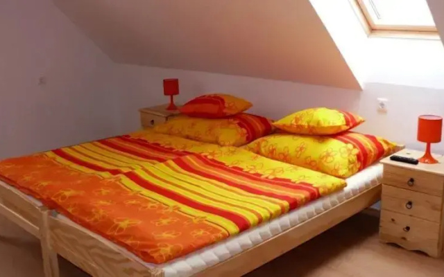 Pölöskei Tó Vendégház