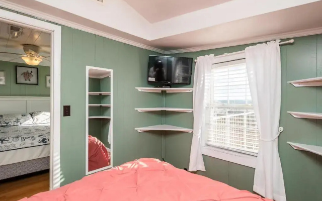 Heather Leigh by Oak Island Accommodations