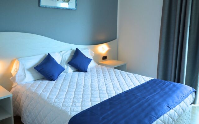Carlton Hotel Riviera
