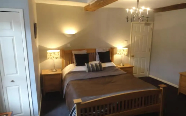 Queenshead Inn