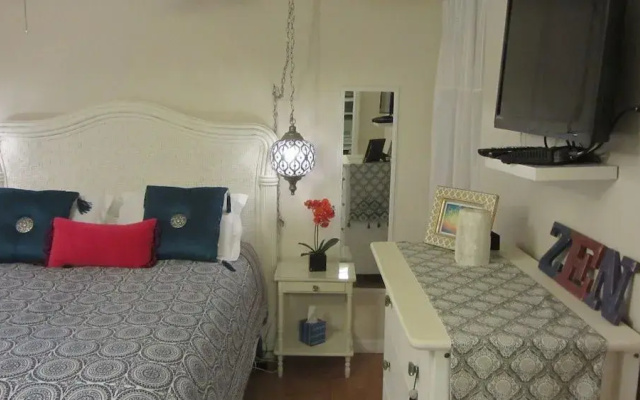 Siesta Key Zen Den