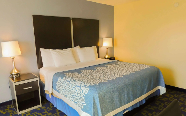 Days Inn & Suites by Wyndham Pocahontas