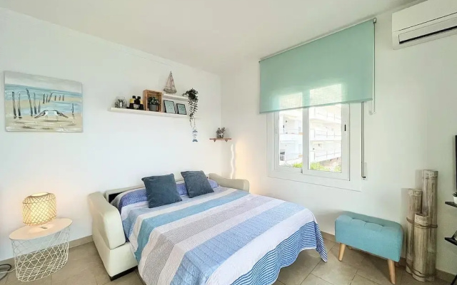 Apartment in Roses Near Canyelles Beach