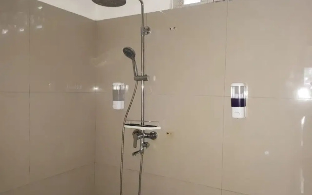 Dream Hotel