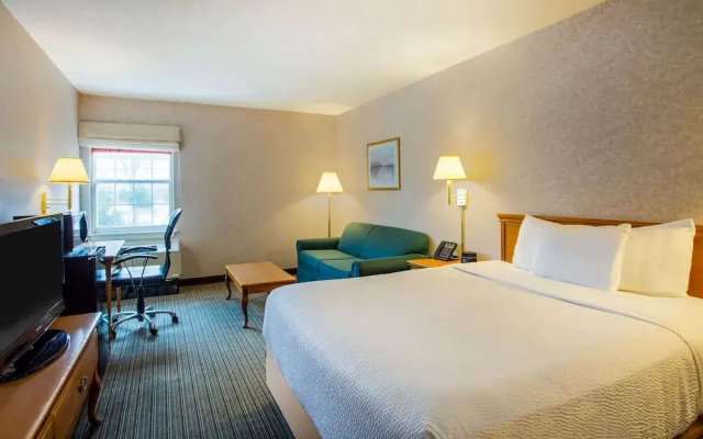 La Quinta Inn & Suites St Albans
