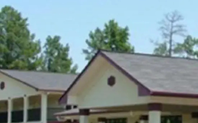 Budget Inn And Suites