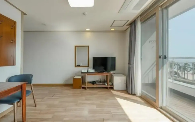 Daecheon Mud Beach Hotel