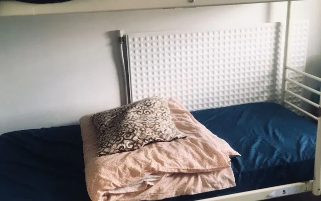 Roomate Stains