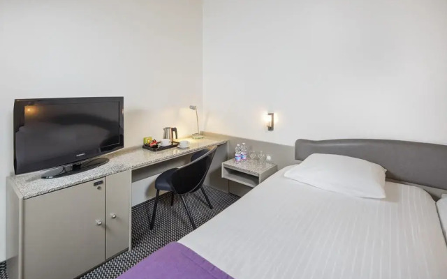 Hotel Fly Away Zurich Airport