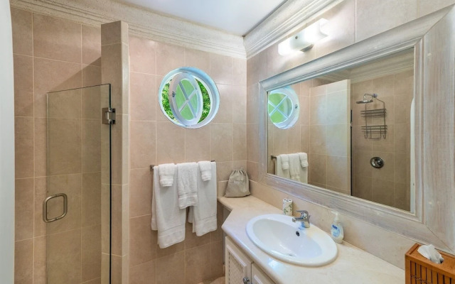 Sugar Hill - Half Century House 6 Bedroom Villa