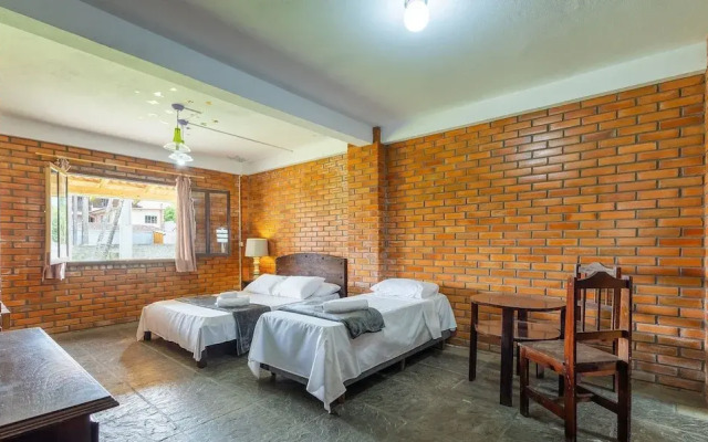 Large 3-bedroom House in Penha Sel0068